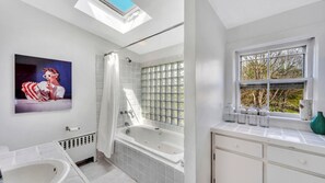 獨棟房屋, 多張床 (East Hampton Haven) | 浴室