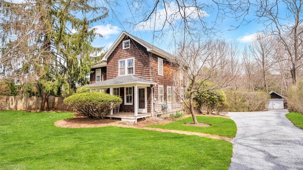 House, Multiple Beds (East Hampton Haven) | Exterior