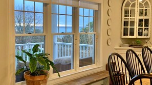 House, Multiple Beds (Oceanview Outstanding) | Interior
