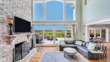 House, Berbilang Katil (Water Mill Villa) | Ruang tamu