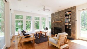 House, Multiple Beds (Modern Catskill Hideaway) | Living room | TV, fireplace, stereo - Modern Catskill Hideaway (Palenville)