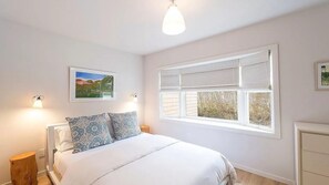 House, Multiple Beds (North Sea Bungalow) | 3 bedrooms, iron/ironing board, WiFi - North Sea Bungalow (Southampton)