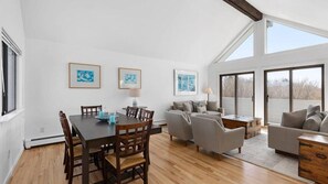 Hus - flere senge (Sandpiper Seclusion) | Stue | Tv, pejs