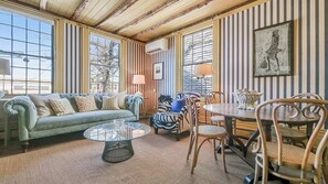 House, Multiple Beds (Sag Harbor Village Sensation) | Living room - Sag Harbor Village Sensation (Sag Harbor)