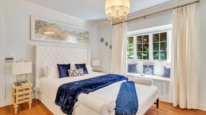 單棟房屋, 多張床 (East Hampton Villa) | 5 間睡房、Wi-Fi