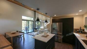 House, Multiple Beds (Hudson Valley Wooded Wonder) | Private kitchen