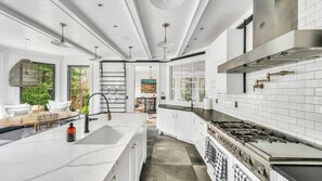 House, Multiple Beds (Summit Harborside Spectacular) | Private kitchen - Summit Harborside Spectacular (East Hampton)
