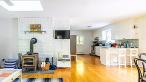 Casa, várias camas (North Sea Ranch) | 3 quartos, ferros/tábuas de passar roupa, Wi-Fi