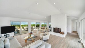 Casa, letti multipli (Springs Panorama) | Soggiorno | TV a schermo piatto, caminetto, impianto stereo