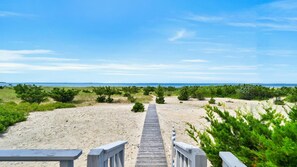 Casa, letti multipli (Springs Panorama) | Spiaggia | Sulla spiaggia, teli da spiaggia