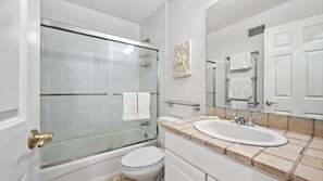 Bathroom - Northwest Woods Escape (East Hampton)