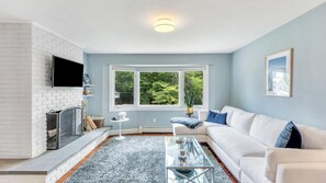 House, Multiple Beds (Sag Harbor Beauty) | Living room - Sag Harbor Beauty (Sag Harbor)