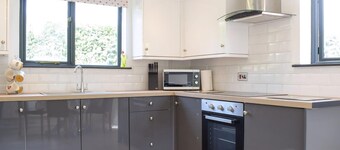 3 bedroom accommodation in Heyope, near Knighton