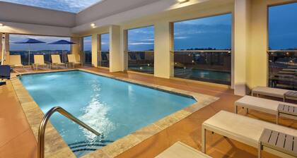 Home2 Suites By Hilton Nashville West End Avenue