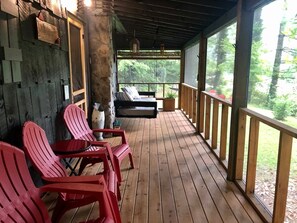 Terrace/patio - CABIN AT THE COVE at Watauga Lake! (Butler)