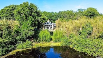 Maison, plusieurs lits (Mattituck Marvel) | Extérieur