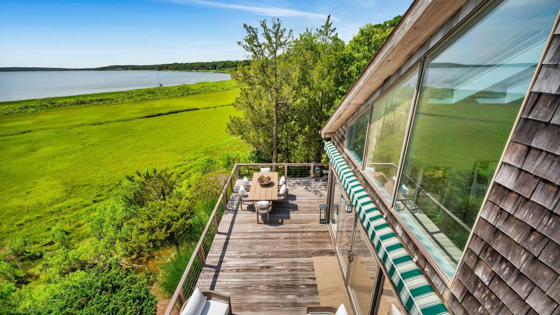 House, Multiple Beds (Beach Road Retreat) | Balcony