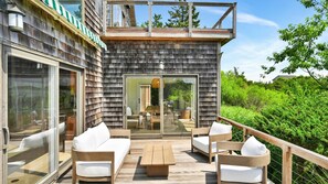 Balcony - Beach Road Retreat (East Hampton)