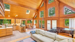Casa, várias camas (East Hampton Cottage) | Sala de estar