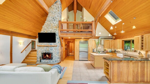 Casa, várias camas (East Hampton Cottage) | Sala de estar