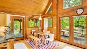 House, Multiple Beds (East Hampton Cottage) | Private kitchen