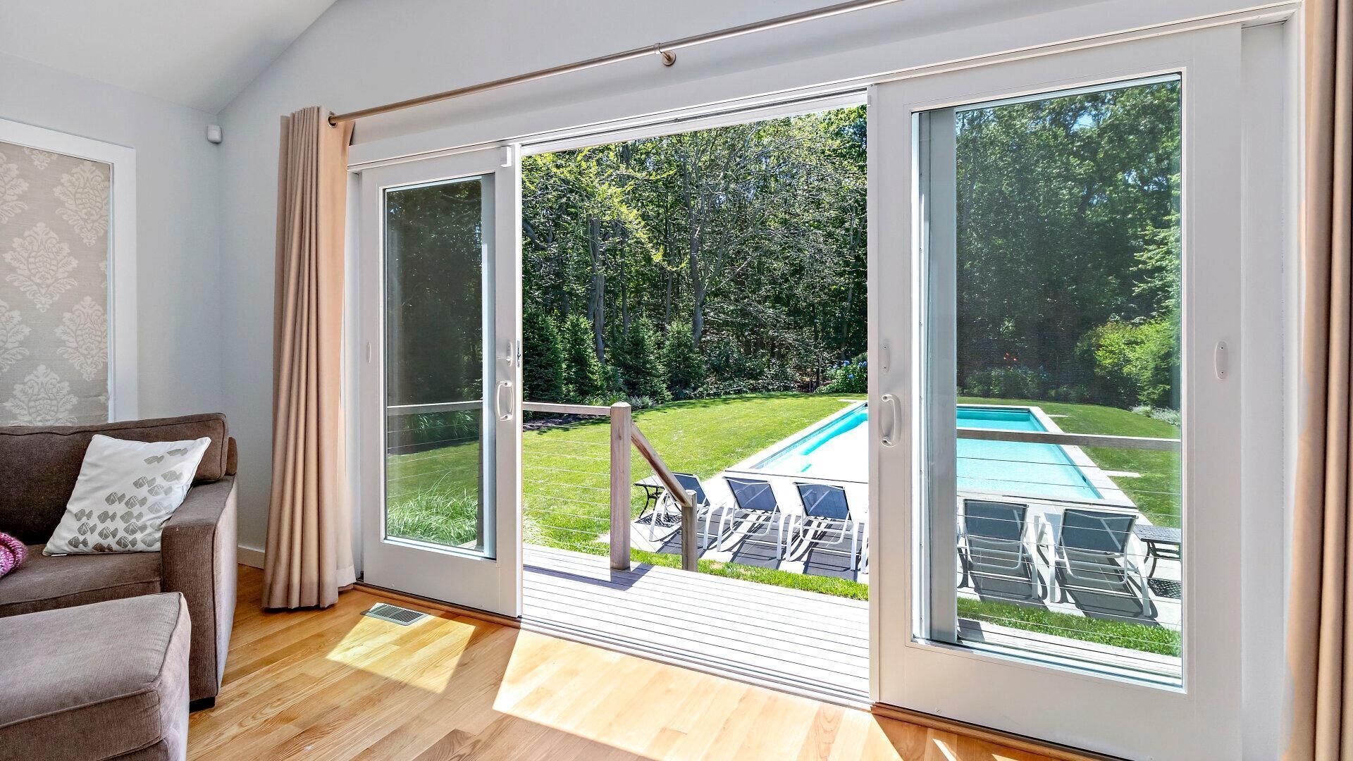 4 bedrooms, iron/ironing board, WiFi