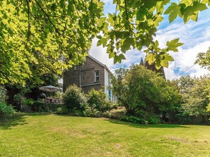 Exterior - 5 bedroom accommodation in Tresaith, near Aberporth (Tresaith, near Aberporth)