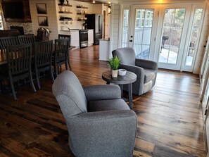 Interior - Lakeside Lakehouse | Hot Tub | Kayaks | Fishing | ATV Trails (MENA)
