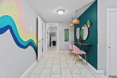 4-Bed Home by KU & 39th St. Shops | 4