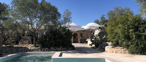 Utomhuspool