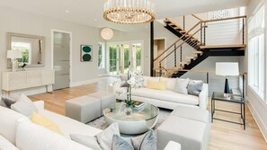 บ้านพัก, หลายเตียง (Amagansett Lanes Luxury) | ห้องนั่งเล่น