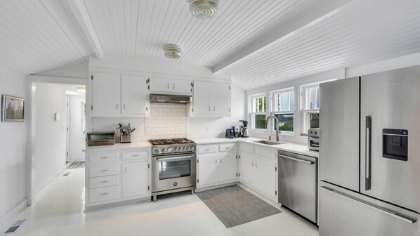 House, Multiple Beds (Fort Pond Pristine) | Private kitchen