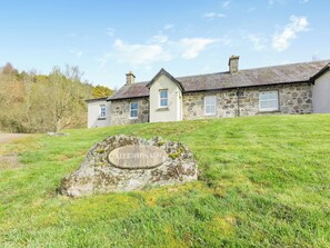 Exterior - Allt Bronach - UKC5763 (Laggan)