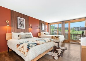 2 Schlafzimmer, Schreibtisch, Bügeleisen/Bügelbrett, Reisekinderbett