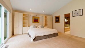 House, Multiple Beds (Quogue Contemporary)