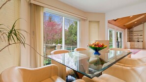 House, Multiple Beds (Quogue Contemporary) | Private kitchen - Quogue Contemporary (East Quogue)