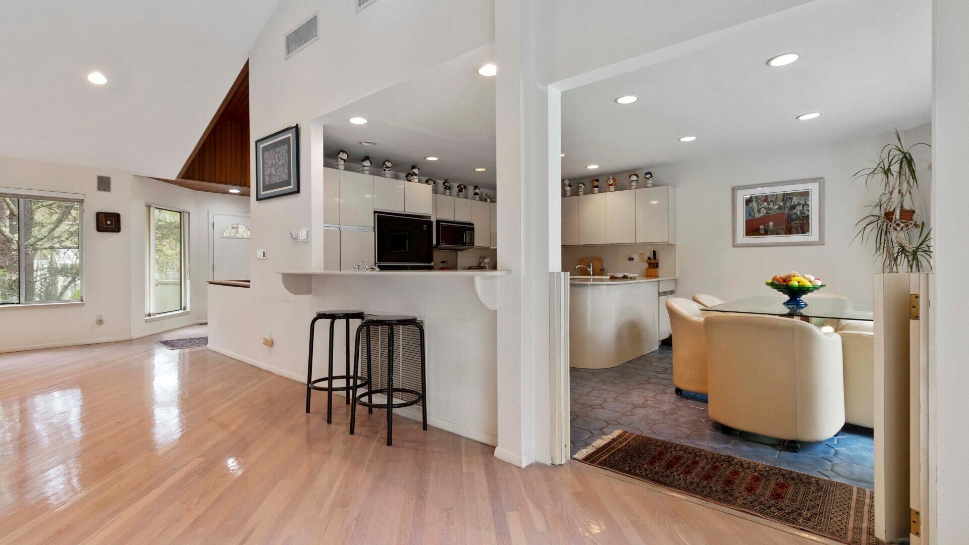 House, Multiple Beds (Quogue Contemporary) | Private kitchen