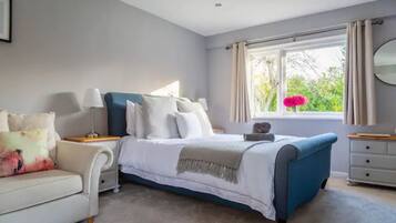 4 bedrooms, iron/ironing board, travel crib, free WiFi