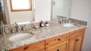 Bathroom - Windham Mountain Marvel (Windham)
