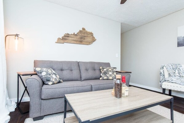 Imagen sin descripción, 1 de 44, botón