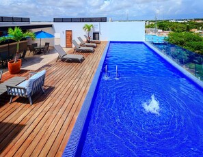 Hồ bơi ngoài trời, hồ bơi tại sân thượng 