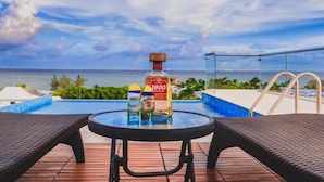 Balcony - Fabulous PH, Private Pool, High Speed Internet! (Playa del Carmen)