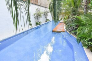 Udendørs pool, liggestole