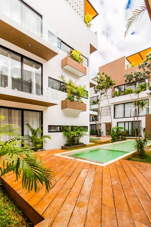 Outdoor pool - Great 1 Bedroom, Good Location, Amazing Beaches!! (Tulum)