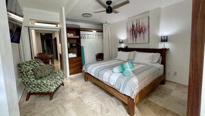 1 habitación y espacio para trabajar con laptop 