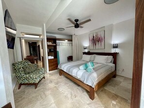 1 bedroom, laptop workspace, iron/ironing board, bed sheets - El Sueño 1 - Wonderful, Well Appointed 1 Bed 1 Bath - Steps to Basilio Badillo! Old Town/alta Vista (Puerto Vallarta)