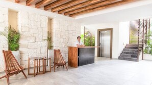 Unclassified image, 3 of 25, button - Gorgeous 1-br Condo for 4, 3 Blks From Ocean! (Playa del Carmen)
