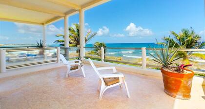 Spectacular Oceanfront Villa, Your Mexican Dream!