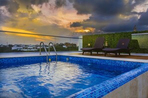 Outdoor pool - Modern 4BR Penthouses! Private Pool! Concierge!! (Playa del Carmen)