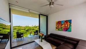 TV - Modern 4BR Penthouses! Private Pool! Concierge!! (Playa del Carmen)